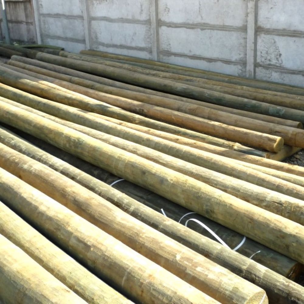 Poste impregnado 6 a 7" x 6,00 mts