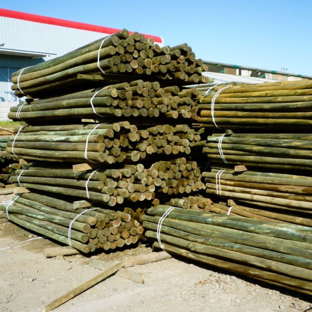 Polín pino impregnado 3" a 4" x 2,44 mts