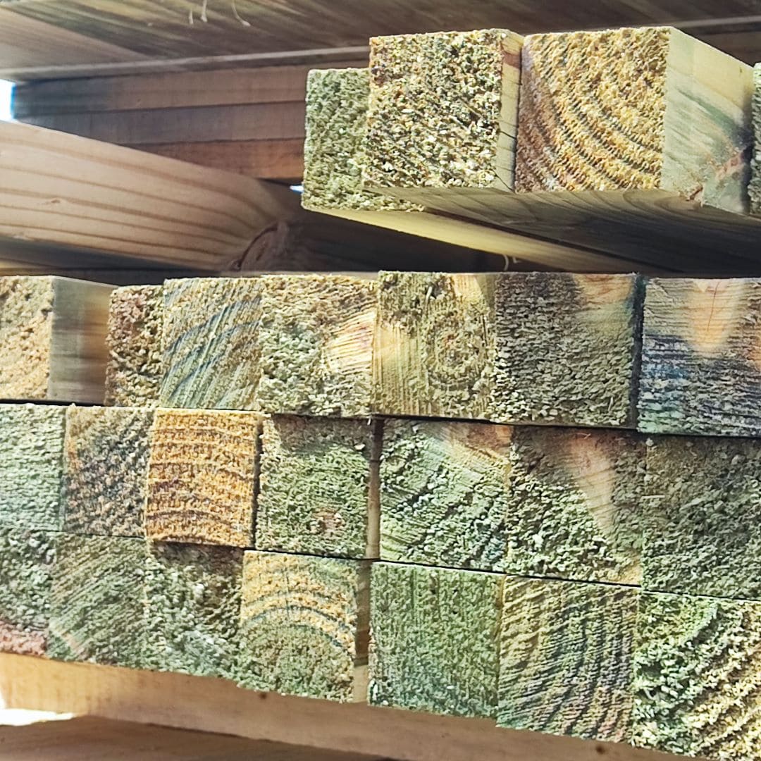 4" x 4" x 3.20m Brushed Impregnated Pine