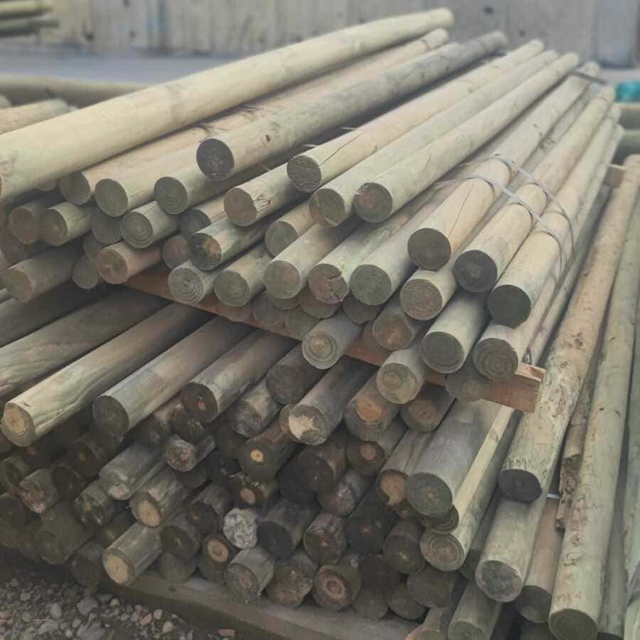 Rollizo torneado calibrado de pino impregnado 3" x 2.44 mts