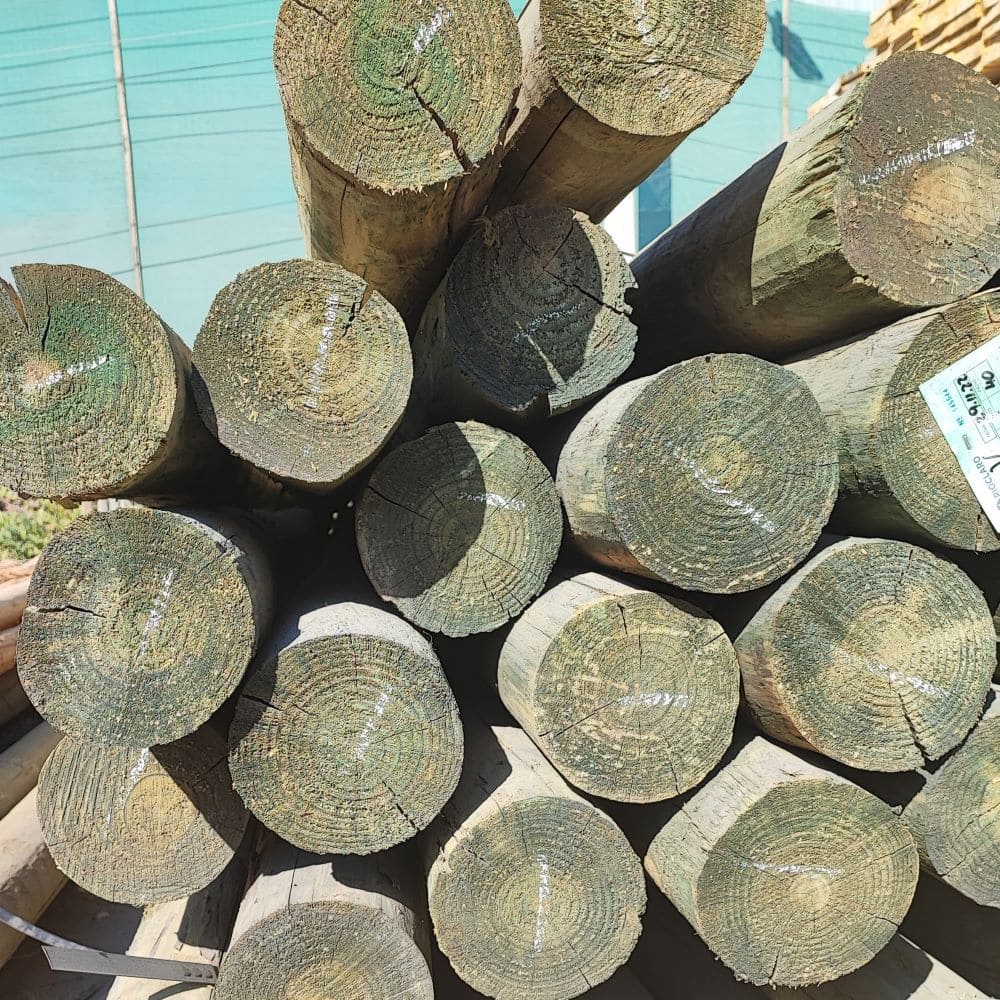 Poste impregnado 6 a 7" x 6,00 mts